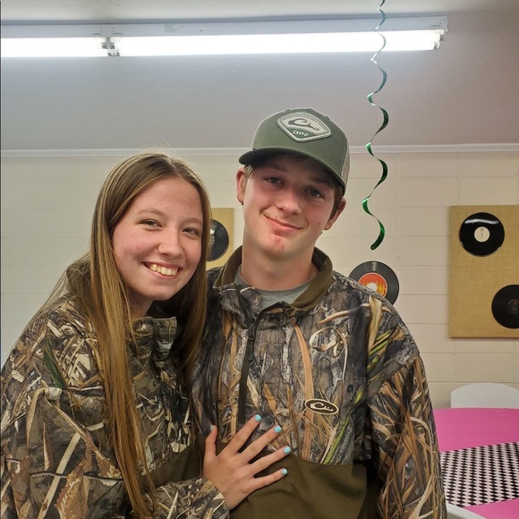 Meet your Posher, Chloe - Picture 9 of 15